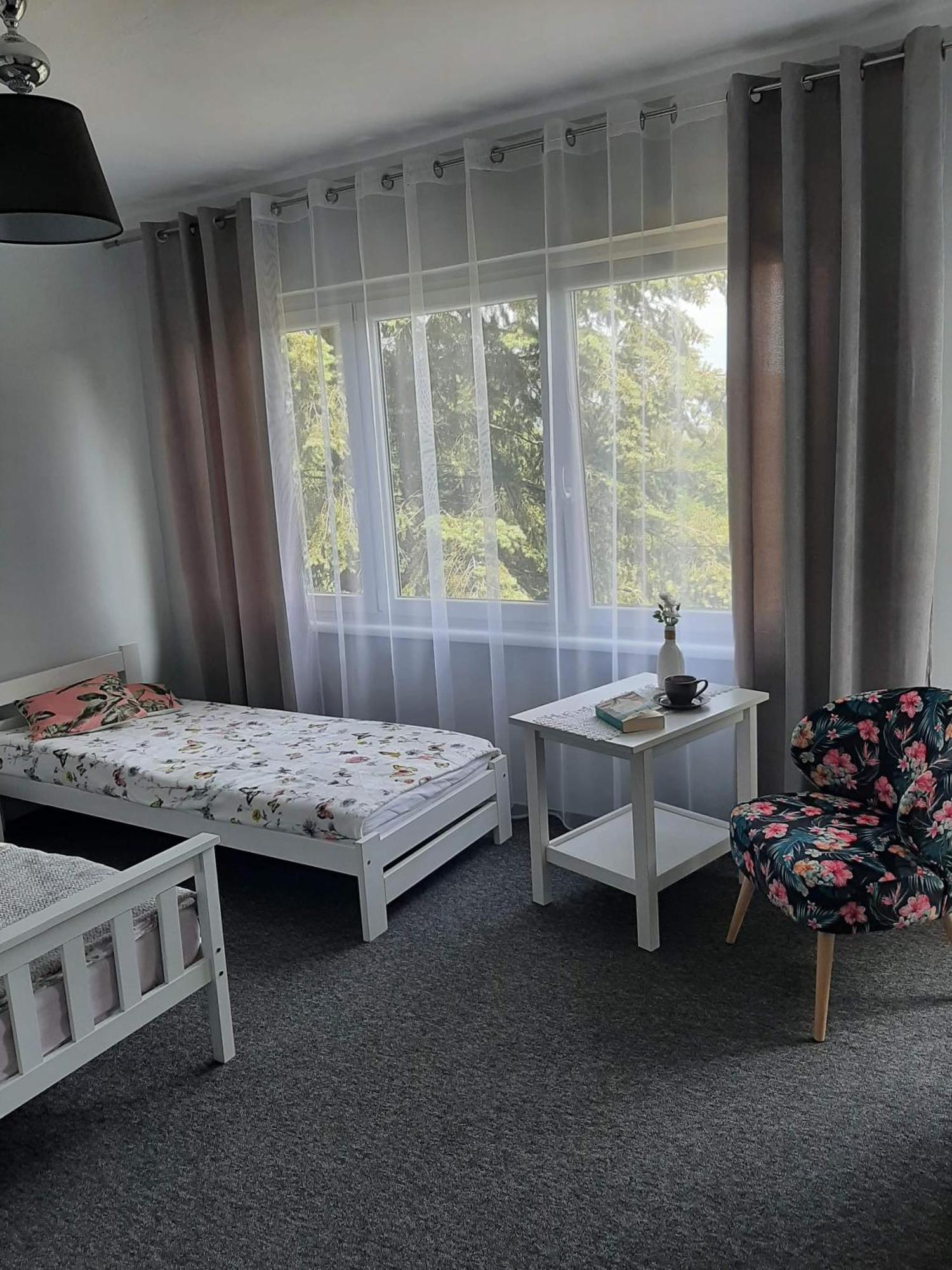 Faleza Debina Debina  Kültér fotó